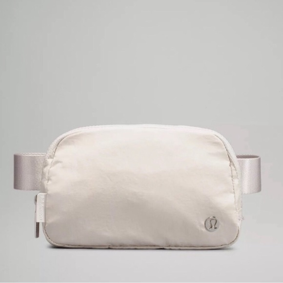 Handbags - Lululemon Everywhere Belt Bag Opal
